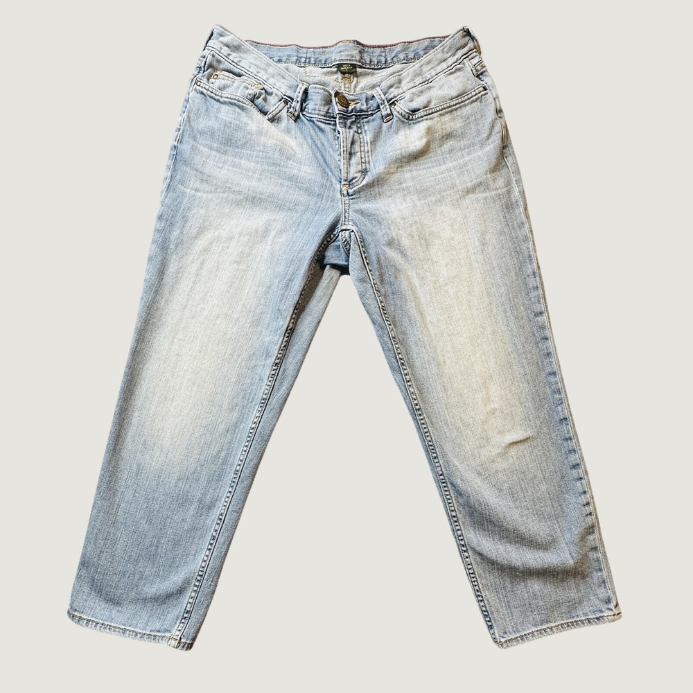 Eddie Bauer Jeans Womens 8 Light Wash Button Fly Stretch Straight Leg Denim
